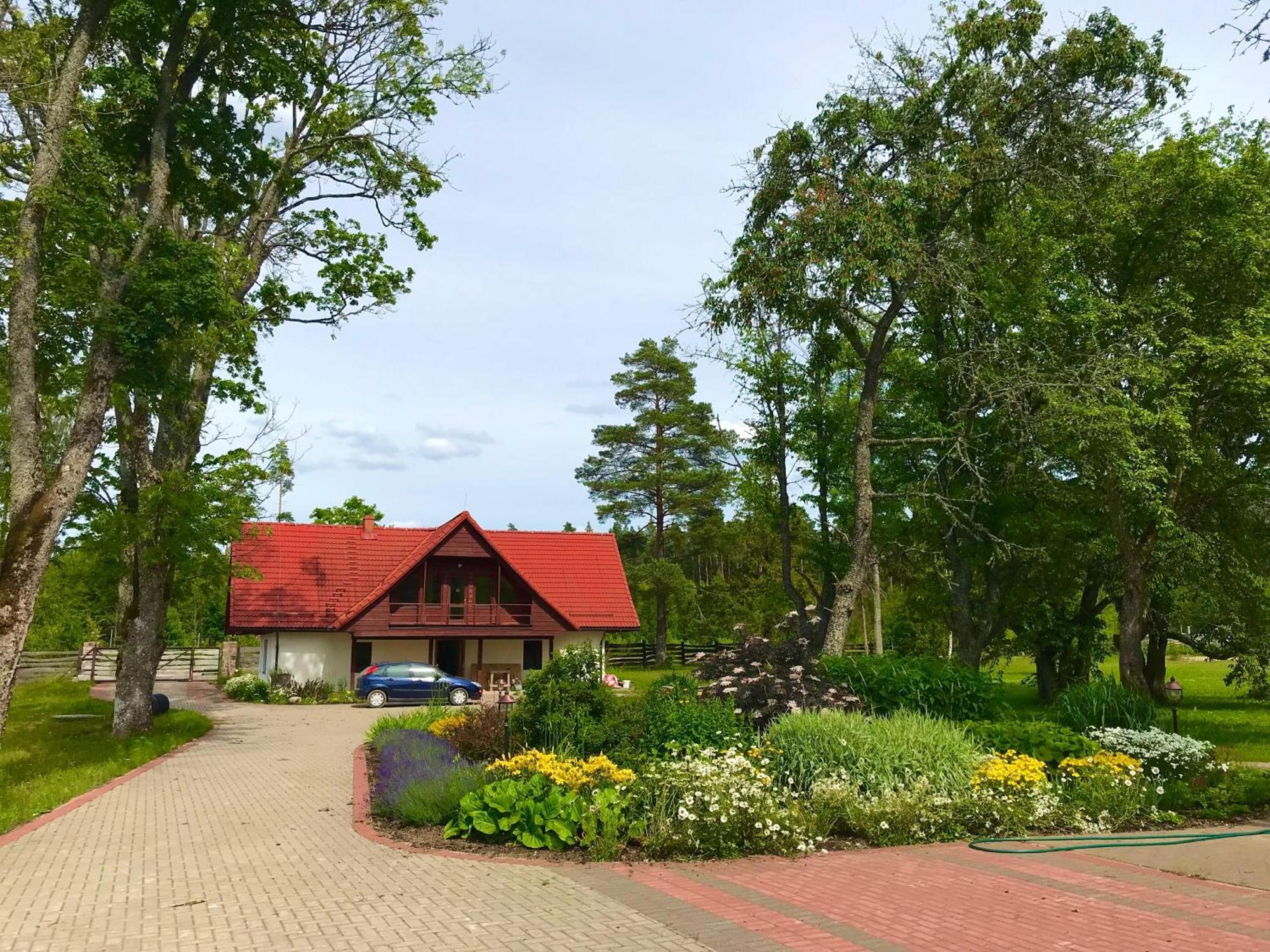 Pilskalni Hotel Ivande Exterior foto